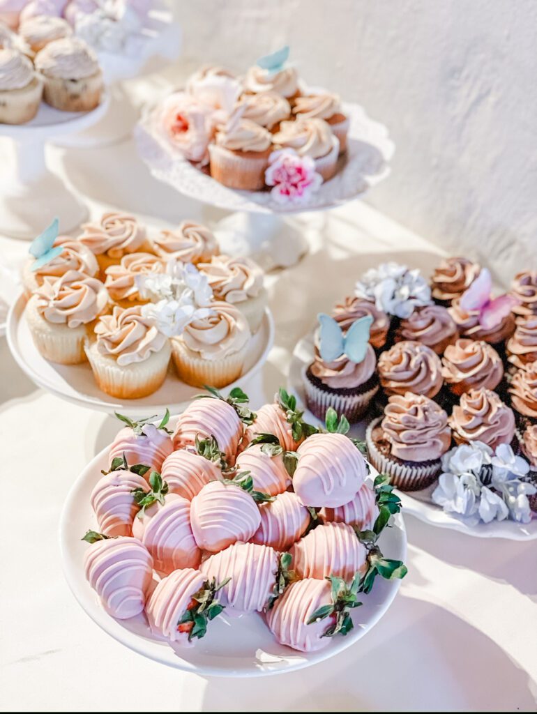 Custom dessert table in Houston by Dolce Designs